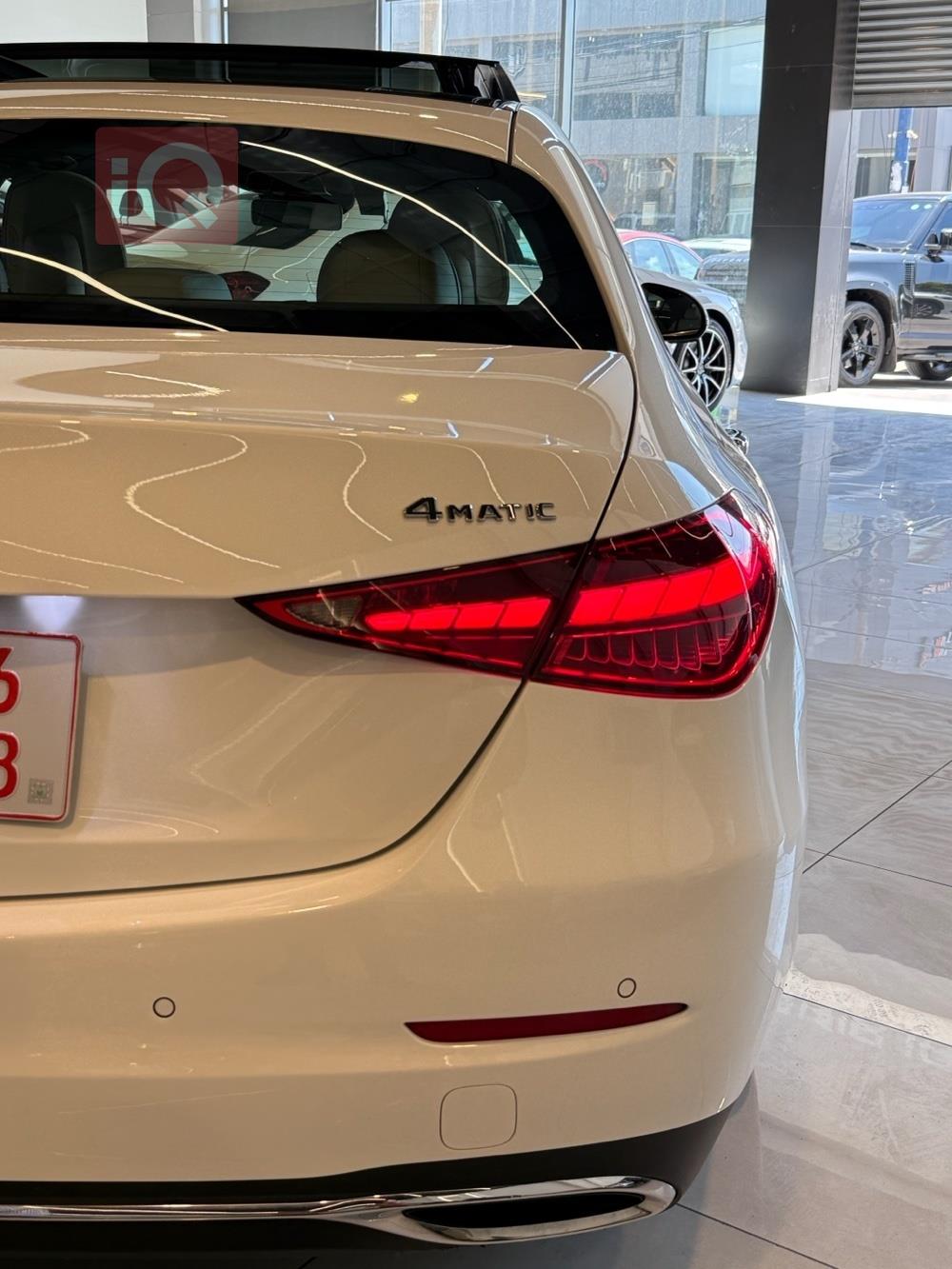 https://cdn.iqcars.iob99ad812-5c13-4d0c-bdbb-a192871b2389_4.jpg